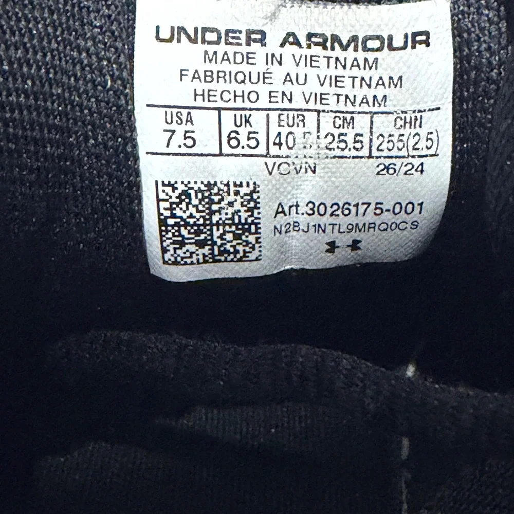 C- Under Armour Charged Impulse 3 Black White Running Shoes 3026175-001 Mens 7.5
